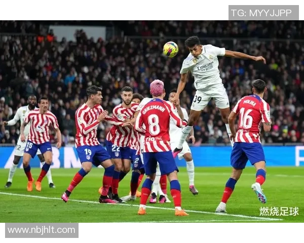 足总杯激战曼城与巴萨平局帽子戏法引发全场热潮赛后点评解析