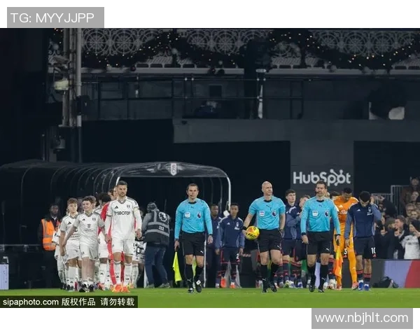 世界杯激战尤文图斯与拜仁战平绝杀瞬间引发转会热议与球迷狂欢