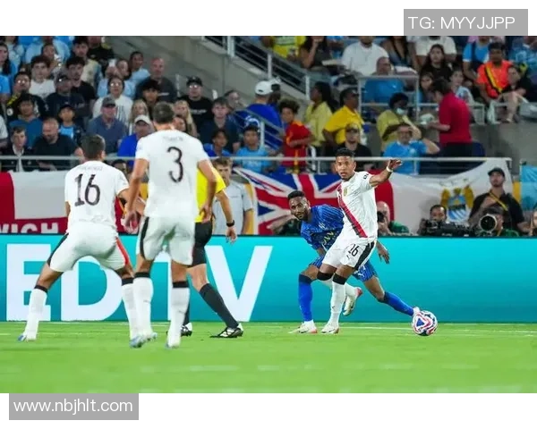 足总杯惊天冷门里昂大胜曼城引发争议判罚全场沸腾