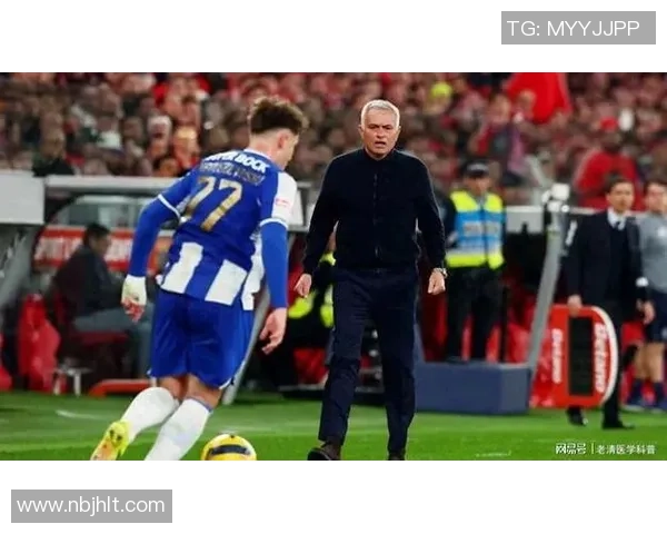 波尔图友谊赛大胜本菲卡争议判罚引发全场热议与欢呼 波尔图友谊赛大胜本菲卡争议判罚引发全场热议与欢呼